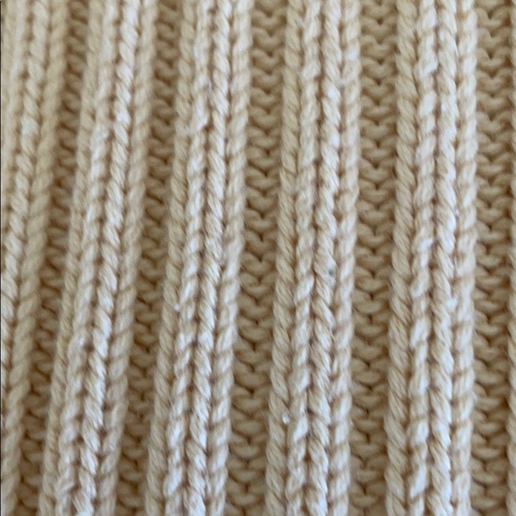 Sweater - Picture 8 of 8